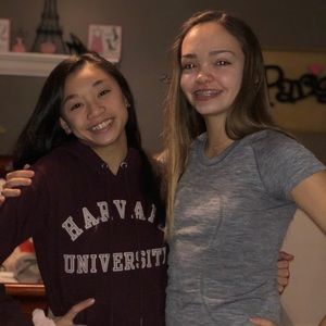 Meet your Posher, Emily